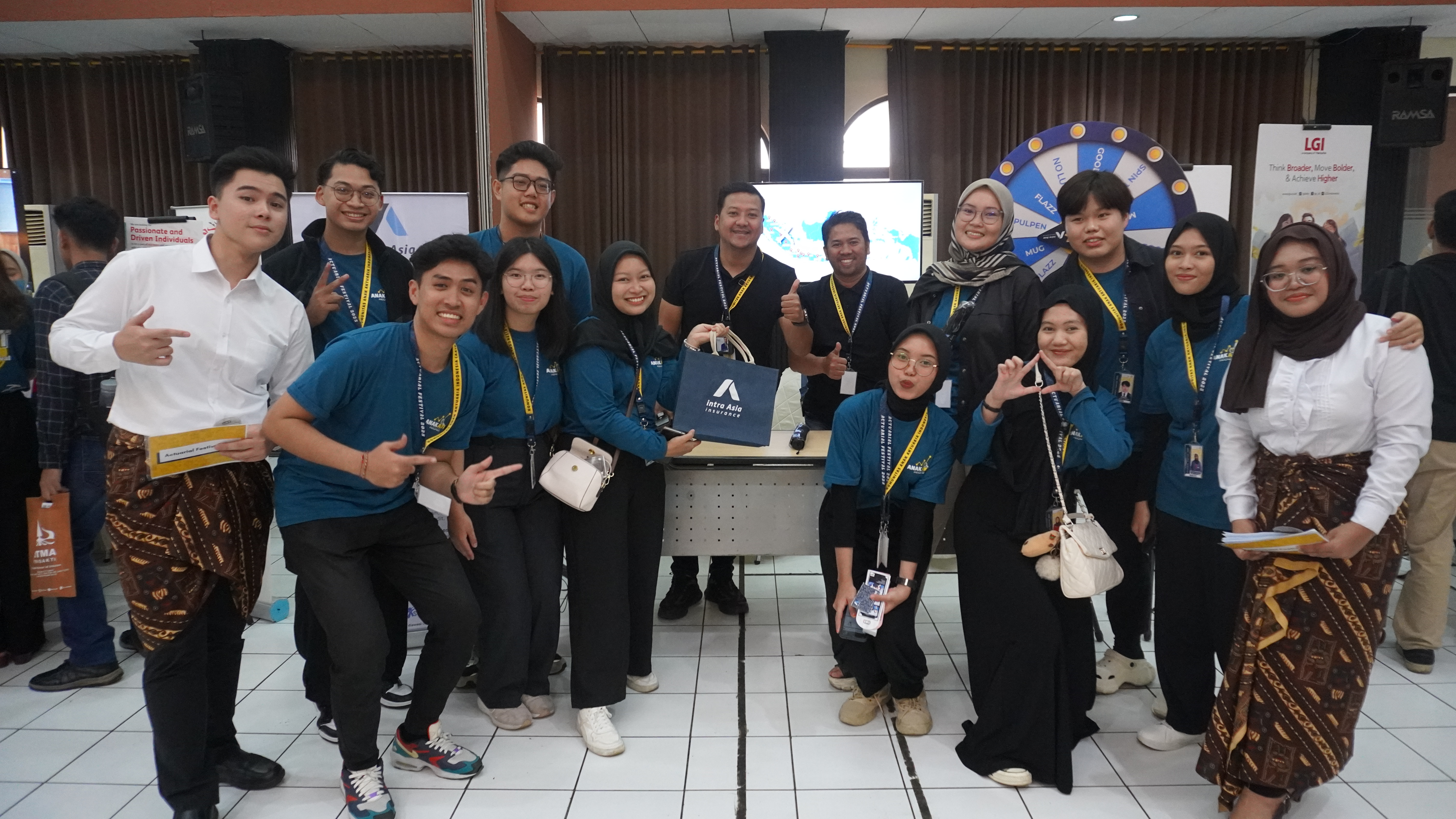 PT Asuransi Intra Asia memberikan literasi profesi aktuaria kepada para mahasiswa aktuaria di Indonesia dalam acara Actuarial Festival 2025 di STMA Trisakti