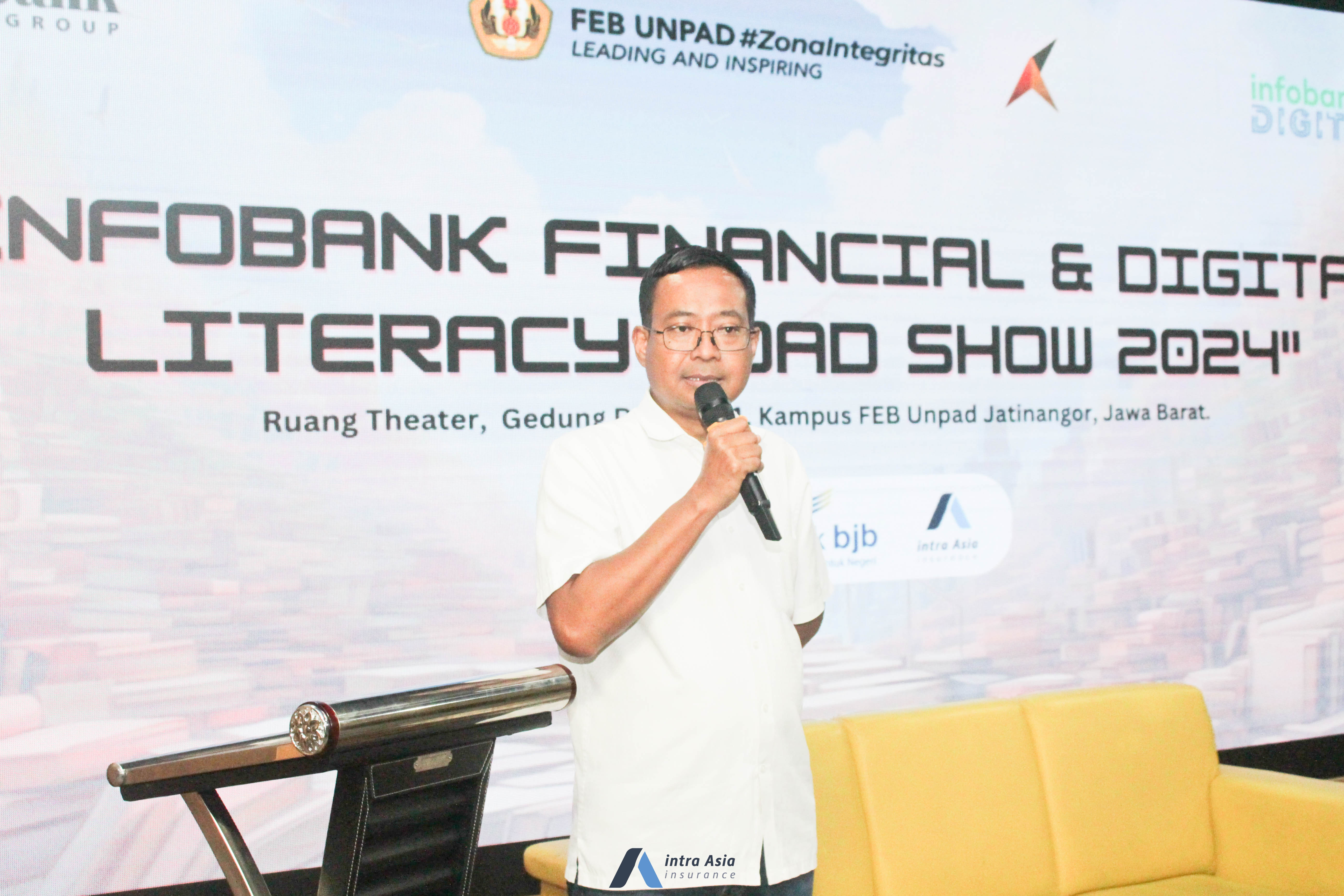 PT Asuransi Intra Asia bersama Infobank Media Group kembali menggelar “Infobank Financial & Digital Literacy Roadshow 2024"